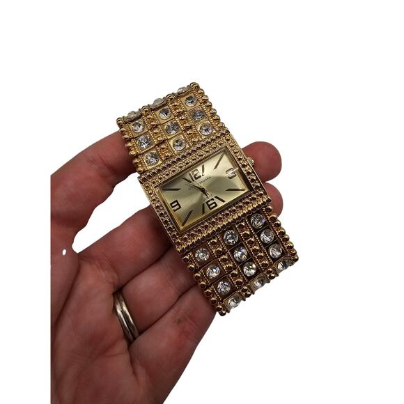 SOFIA VERGARA Watch Heavy Gold Tone With Clear Rhinestones main image 4